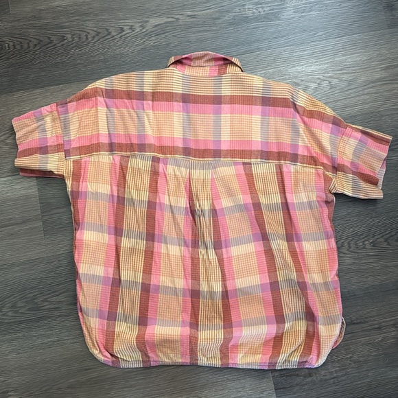 Daily Shirt - Picture 5 of 9